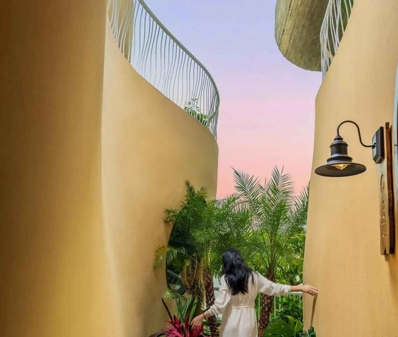 Saha Casa Boutique Hotel Da Nang 5*,  Vietnam