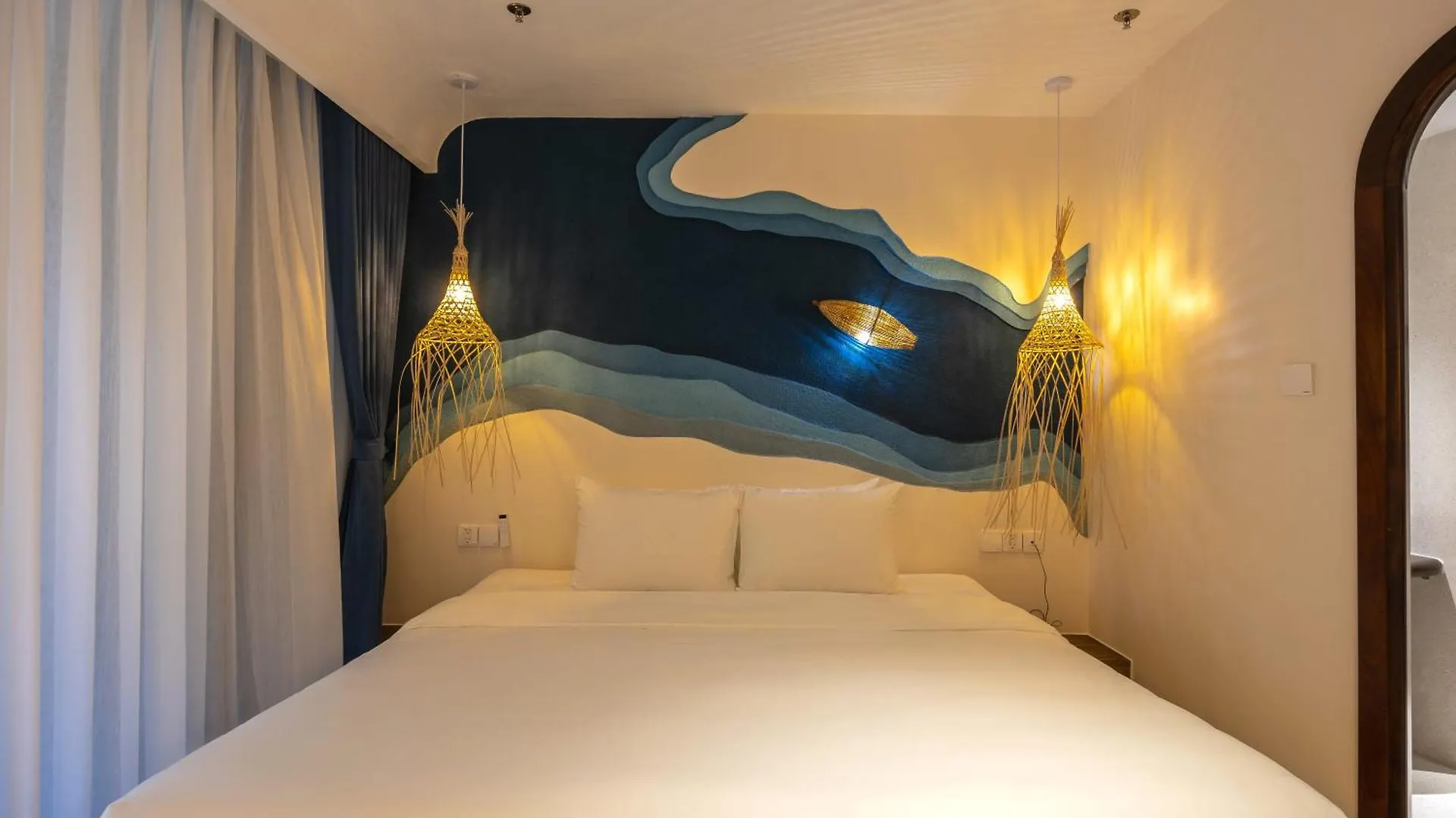 Saha Casa Boutique Hotel Da Nang 5*,  Vietnam