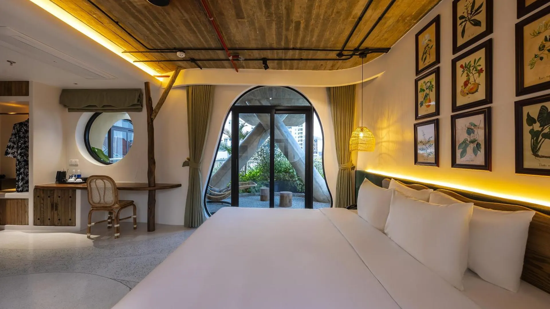 Saha Casa Boutique Hotel Da Nang 5*,