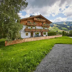 Sportpension Enzian Gasthuis Saalbach-Hinterglemm