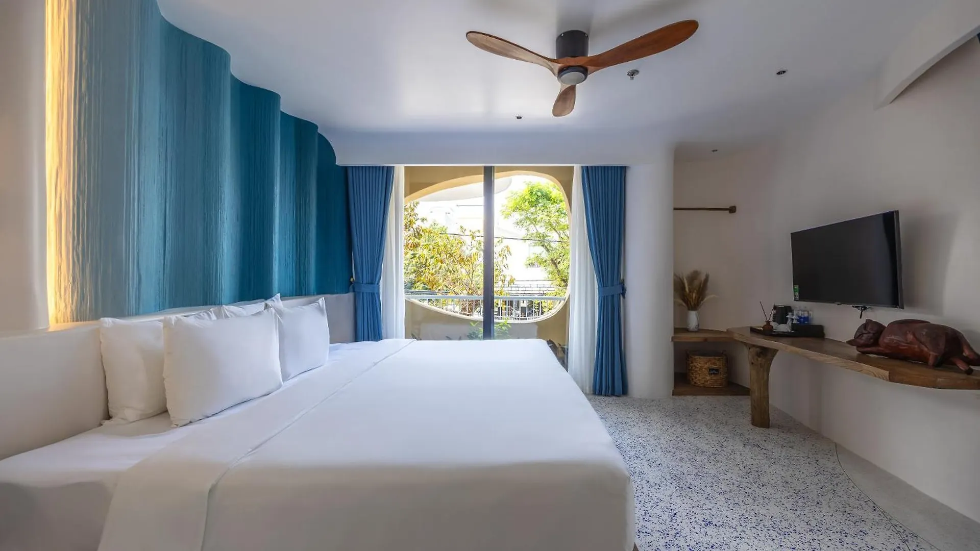 Saha Casa Boutique Hotel Da Nang 5*,  Vietnam